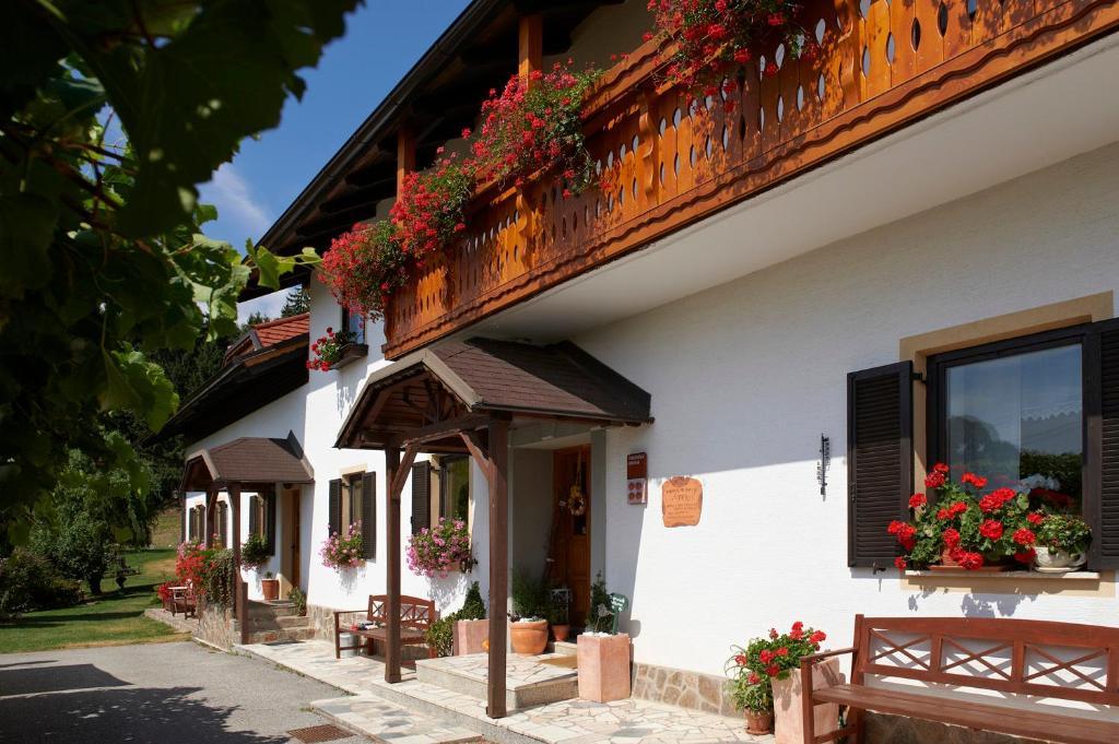 Tourist Farm Stern Pri Kovacniku Hotel Fram Exterior photo